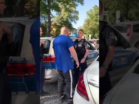 FLER RASTET KOMPLETT AUS WEGEN POLIZEI KONTROLLE 🚔 😅 FANBOY 🥸