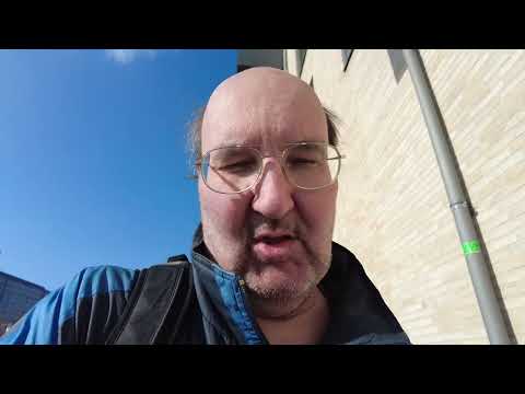 MongoTV_8586 - MIN GÅTUR - Del 8 - FREDAG 25.Marts 2022 - Henter Pakke Tegneserier og Går En Tur