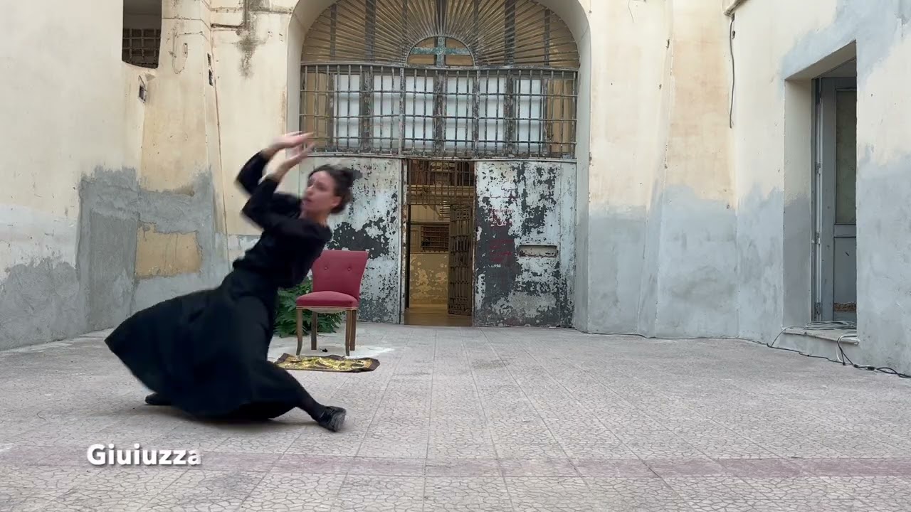 Play: Veronica Parlagreco — Showreel