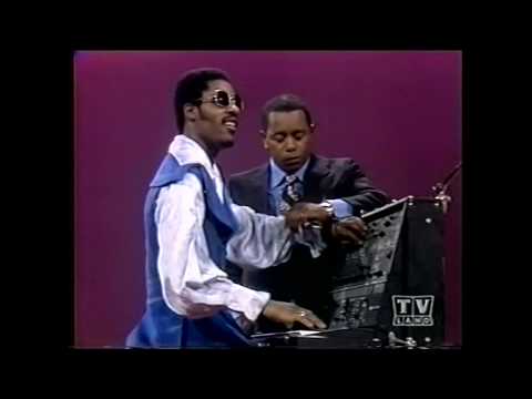 Stevie Wonder plays the ARP 2600