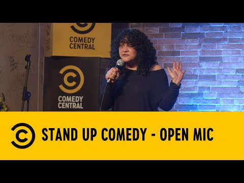 Chemio All Inclusive - Cristina Filippelli - Open Mic Tour - Pisa - Comedy Central