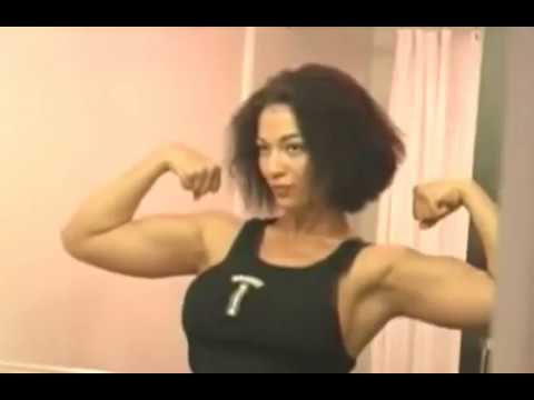 Brunette Flexing 128