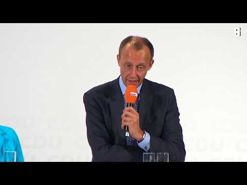 Rennen um CDU-Vorsitz: Merz zum Asylrecht | DER SPIEGEL