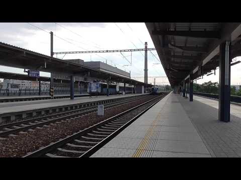 │Pár vlaků│- Žabotlamy v žst. Praha - Holešovice │451.001/002 a 451.091/092│ (Full HD)