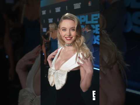 SYDNEY SWEENEY! Throwback to People&rsquo;s Choice Awards #sydneysweeney #livefrome #colewalliser #glambot