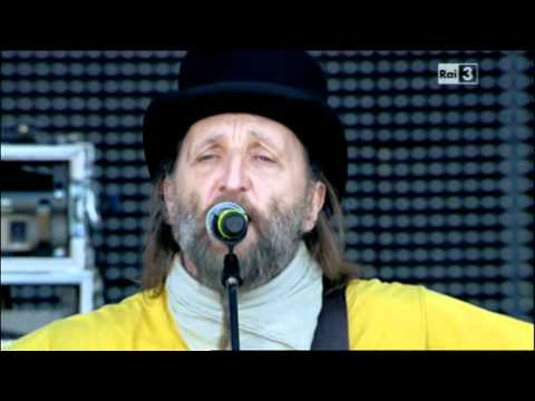 Bandabardò - W Fernandez [Live al Concerto del Primo Maggio 2011 a Roma] #3