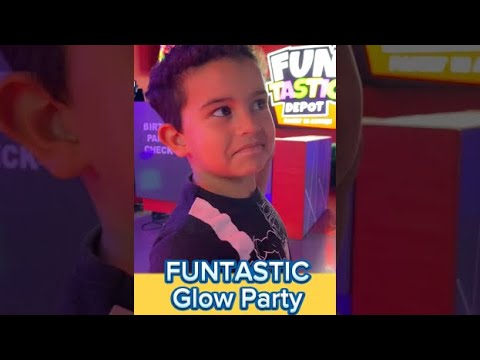 A maior festa neon com infláveis de Orlando