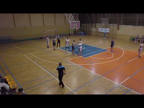 Ostatnie sekundy meczu MKS Gorlice - MUKS Unia 1811 Tarnów, 13 lutego 2022