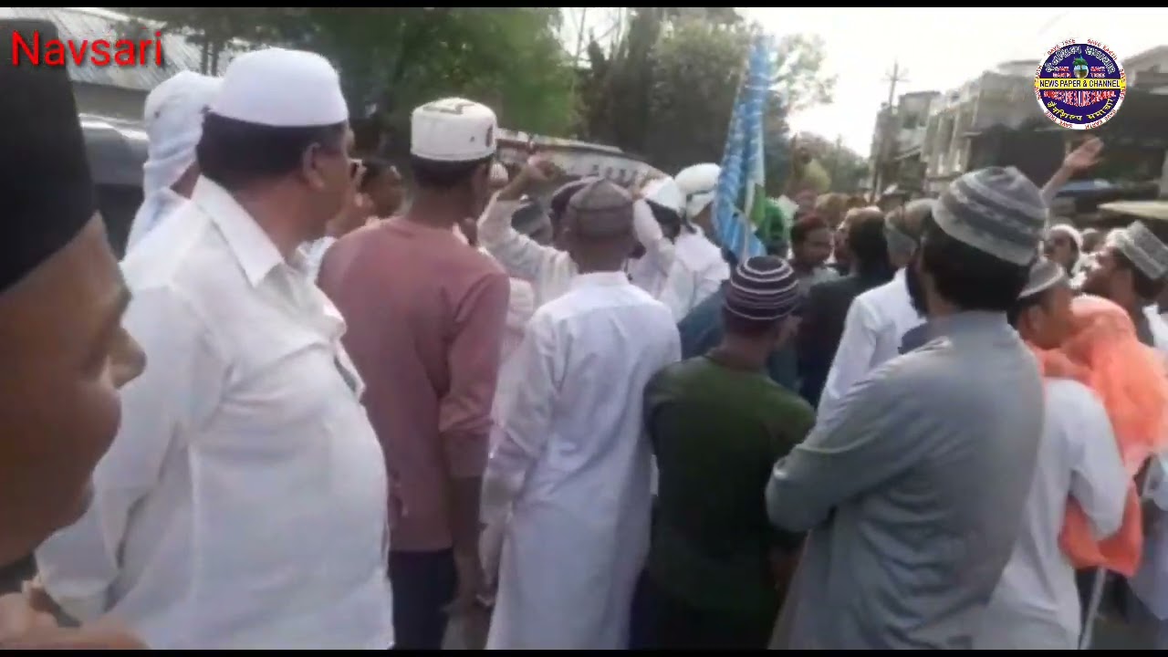નવસારીમાં ઈદ-એ-મિલાદનું જુલૂસ નીકળ્યું