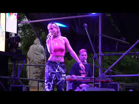 Clara Cava 'En Cualquier' Vivo en El Obrador CCR 2021.12.11