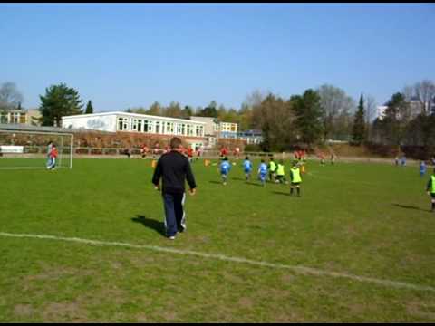 Mario testet die Latte.AVI