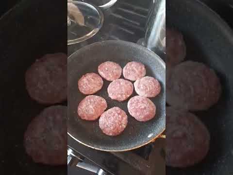 How to Cook Breakfast Sausage Patties - Fast and Easy