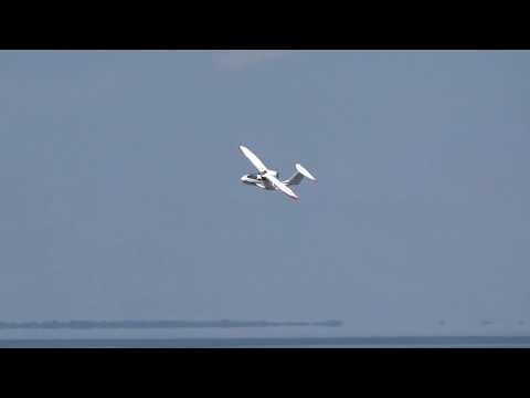#OSH15 Icon A5 Demonstration Flight