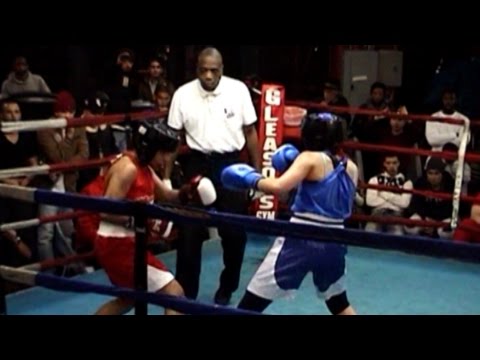 FEMALE BOXING 11/21/14 : BRENDA ROMAN / SYDNEY MONTALVO