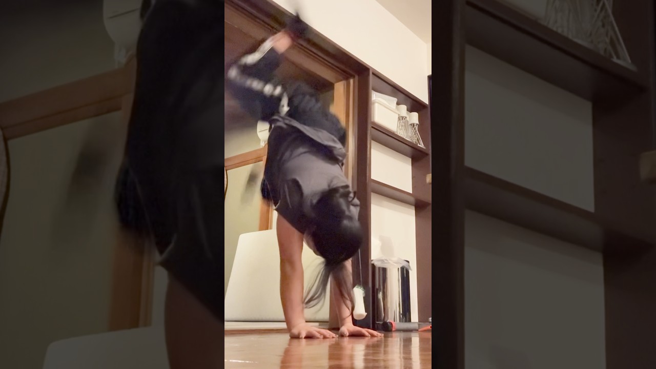 風邪ひいて5日ぶりの練習で倒立の調子悪すぎVlog☝🏻ぜひみてね☝🏻コメントもしてね☝🏻#倒立 #ハンドバランス #handstand #handbalance #shorts