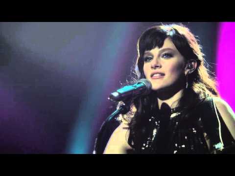 Aubrey Peeples (Layla) Sings "Mess Worth Making" - Nashville