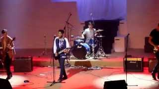 Nobody's Hero   Let Loose