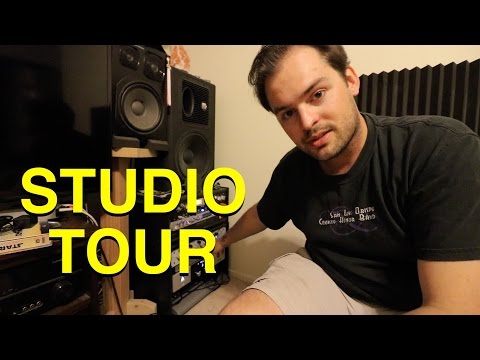HOME STUDIO TOUR