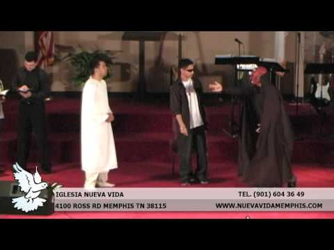 Entre Dos Mundos - Manny Montes ft.Alex Zurdo & Redimi2