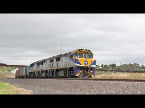 CFCLA VL Class Diesel Locomotives / "Dooen" Container Freight Train (14/12/2017) - PoathTV Railways