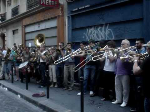 Boula Matari - Smells Like Teen Spirit (cover) - Rue de la Main d'Or, Paris