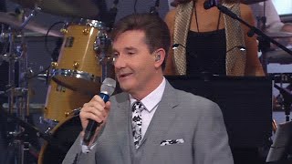 Daniel O&#39;Donnell - I Just Want To Dance With You [Live In Dublin]