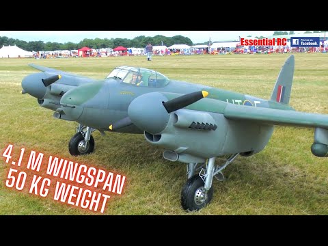GIANT RC de Havilland DH.98 MOSQUITO | 4.1M wingspan and weighs 50KG !