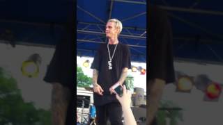 Aaron Carter. How I Beat Shaq