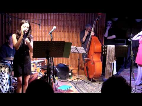 Francesca Monte : "Secondo me la donna" di Giorgio Gaber in sala Voci Libere