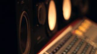 Kuba Oms - Electrolove - Behind the scenes