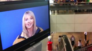 preview picture of video 'Video Escalator Warning at the Glasgow Airport'