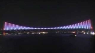 preview picture of video 'The Bosphorus Bridge Light Show'