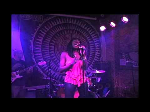 download lagu mp3 mp4 Mahasin El Amin, download lagu Mahasin El Amin gratis, unduh video klip Mahasin El Amin