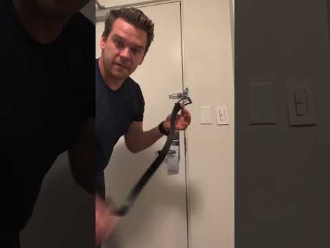 Hotel security tips #safetytips #safety #hotel #traveltips #tipsandtricks