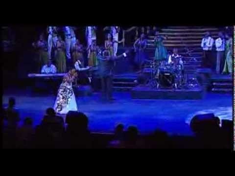 Rebecca Malope ft Sipho Makhabane Yiza Nkosi LIVE