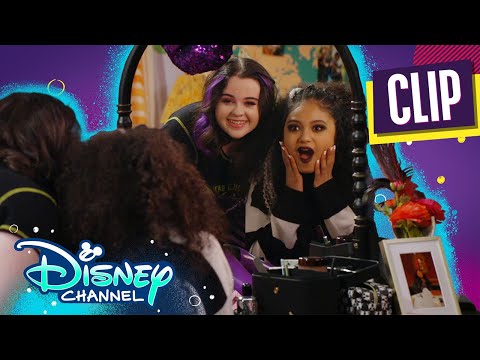 Pretty Freekin Scary | Frankie & Nyx Have a Sleepover | NEW Series | @disneychannelanimation