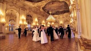 CeCe Winans - He&#39;s Never Failed Me Yet