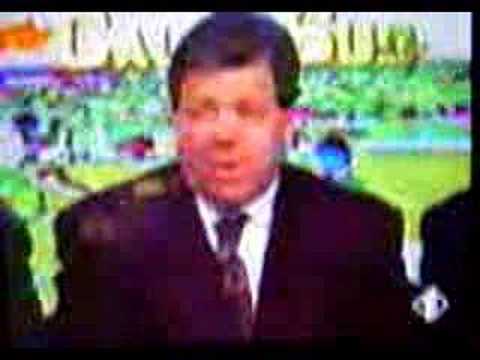 A calcio sud il conduttore si becca un bell'insulto.