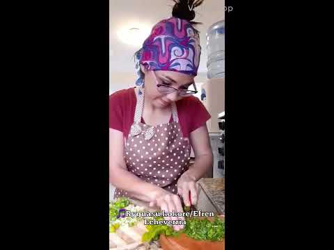 Batiburrillo de gallina casera