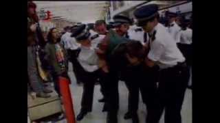 visaci-zamek-traktor-videoklip