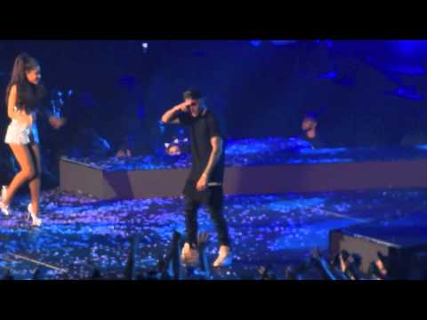 Ariana Grande and Justin Bieber Live in Miami