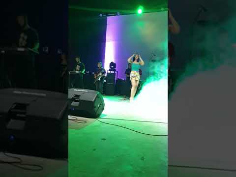 BERBEZA KASTA, RINDY ANTIKA, LA ROSA YUNIOR