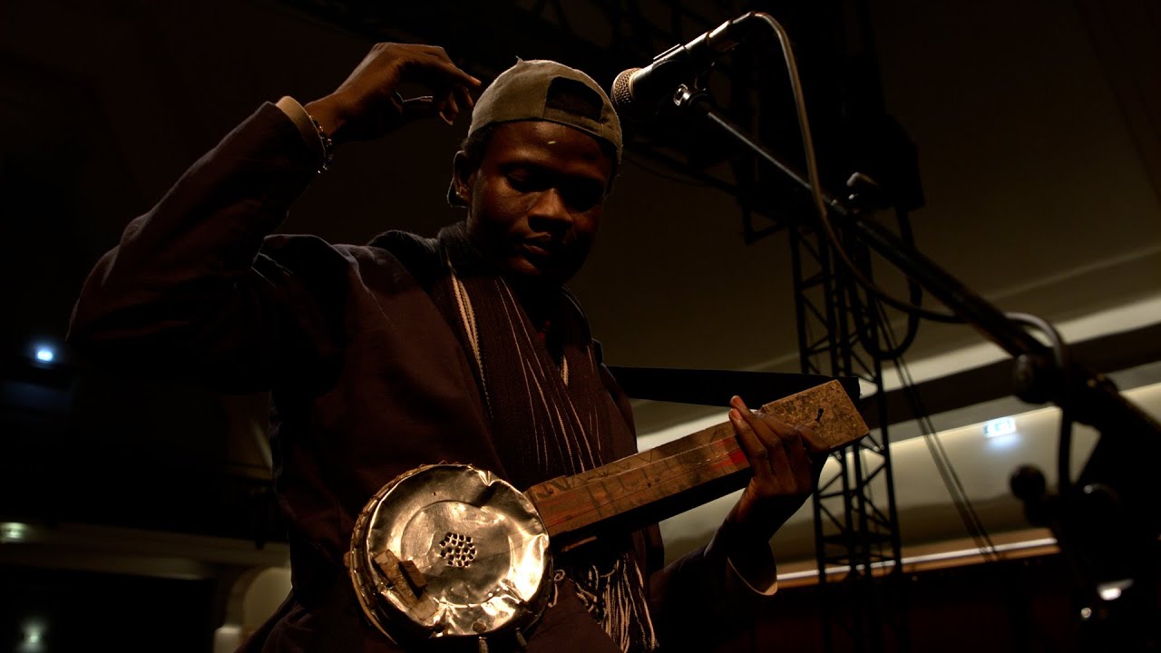 Kin'gongolo Kiniata - Toko Tika Te (Live on KEXP)