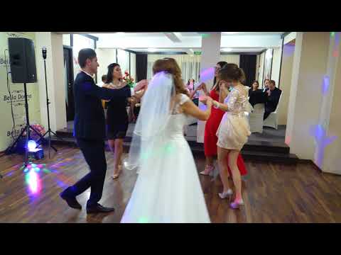 Ansamblul "Cununa de pe Valea Muntelui"din Asau si Comanesti- Nunta Carmen&Razvan 14.10.2017