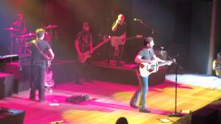 Scotty McCreery Six Flags Valenicia CA Can You Feel It