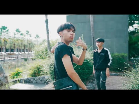 PEE CLOCK X YOUNG J - Magazine (Remix)