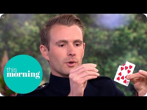 Richard Jones Amazes Eamonn and Ruth With a Card Trick! | This Morning