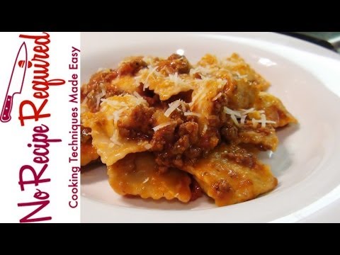 download lagu mp3 mp4 Ravioli With Bolognese Sauce, download lagu Ravioli With Bolognese Sauce gratis, unduh video klip Ravioli With Bolognese Sauce