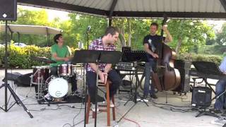 Hooray For Love (Harold Arlen/Leo Robin)