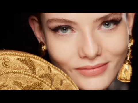 Alyda Grace Moschino FW 2022 2023 Milan Fashion Week